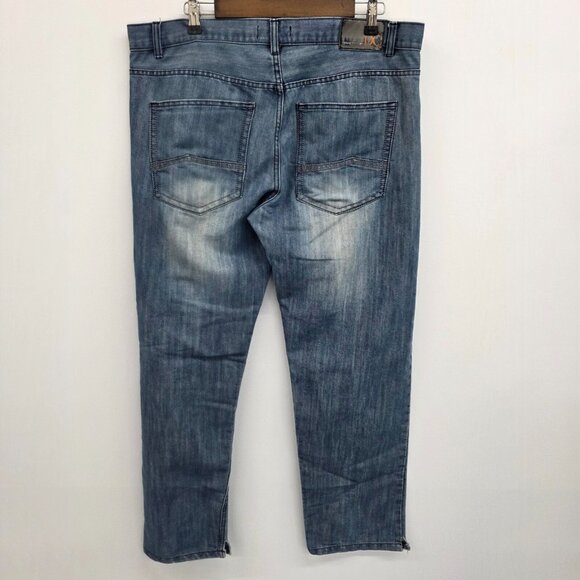 Denim Culture Jeans Mens 38x32 Relaxed Fit Straight Leg Medium Wash 5-Pocket - Picture 2 of 14